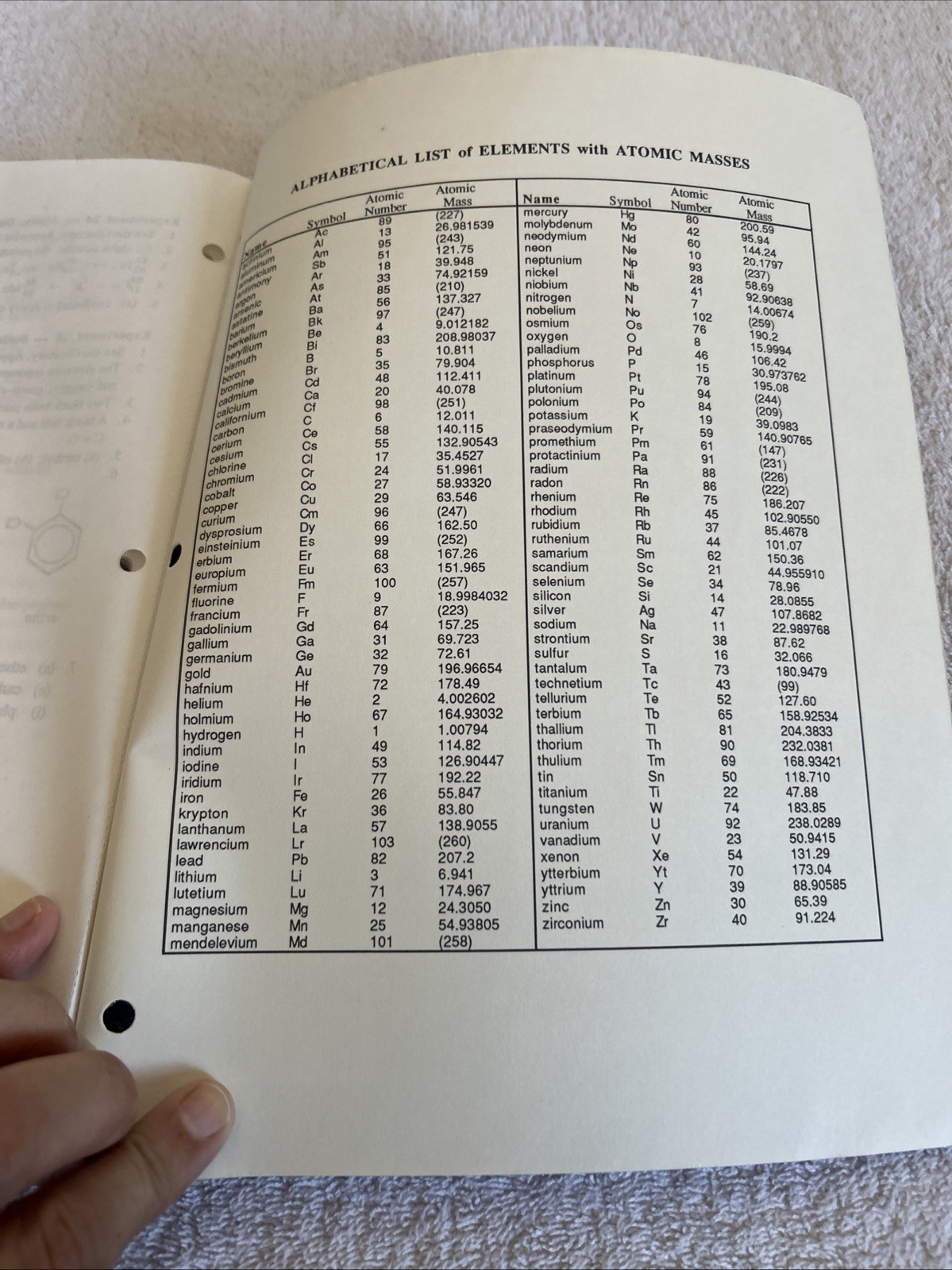 PRENTICE HALL LABORATORY MANUAL, INTRODUCTORY CHEMISTRY By Charles H. Corwin 2da