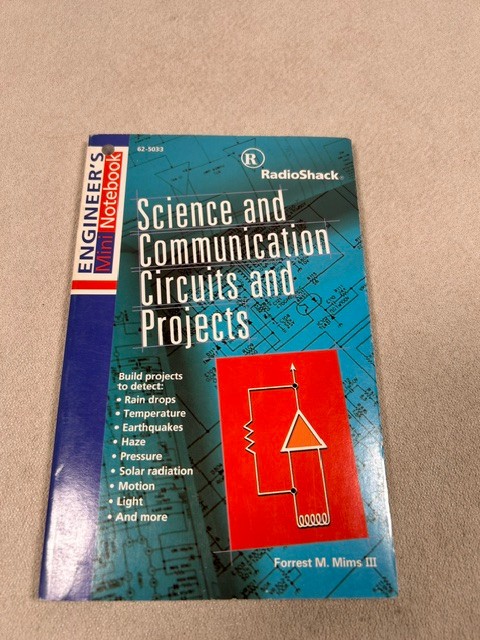 Radio Shack Science & Communication Circuits & Projects Hand Book Vintage – Excl
